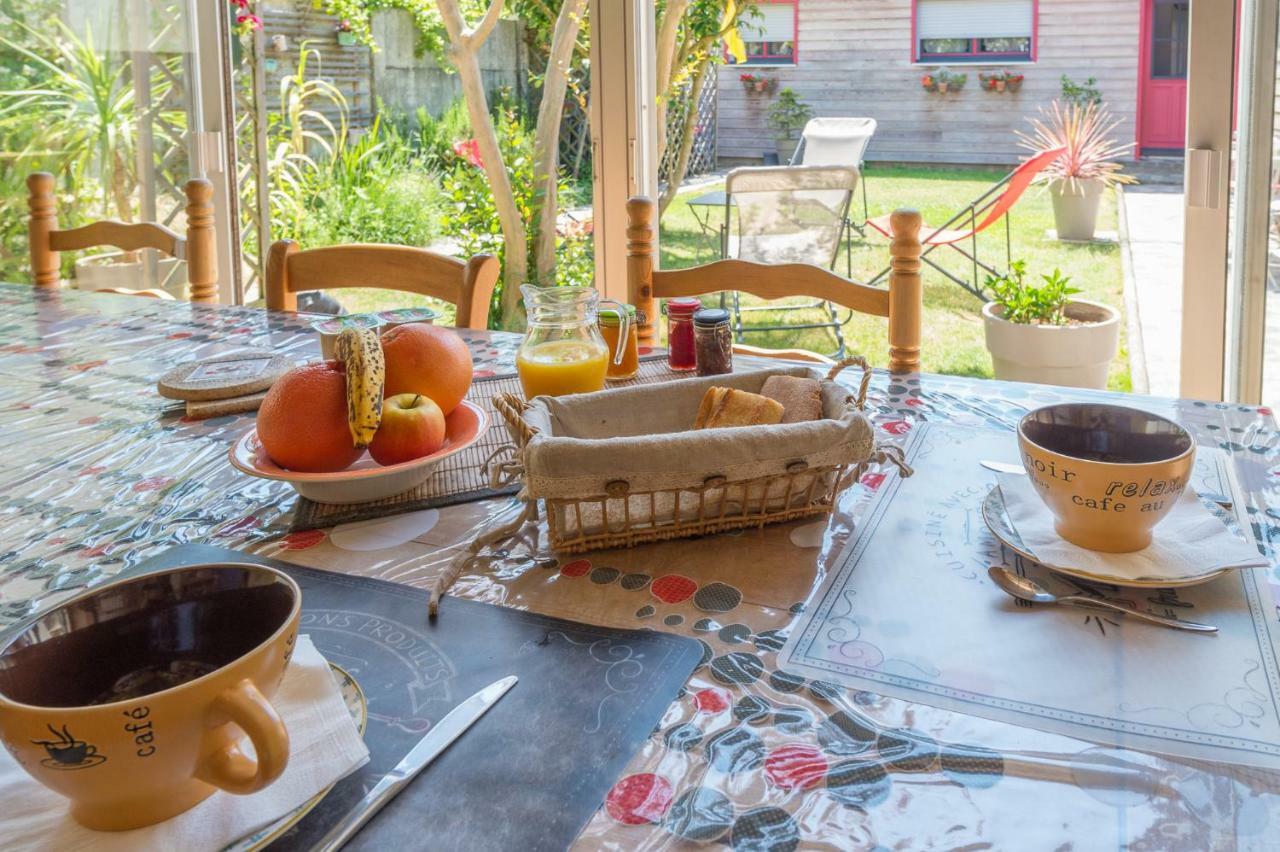 Bed and Breakfast L'Escale Marine - Couette et Café La Rochelle  Exterior foto